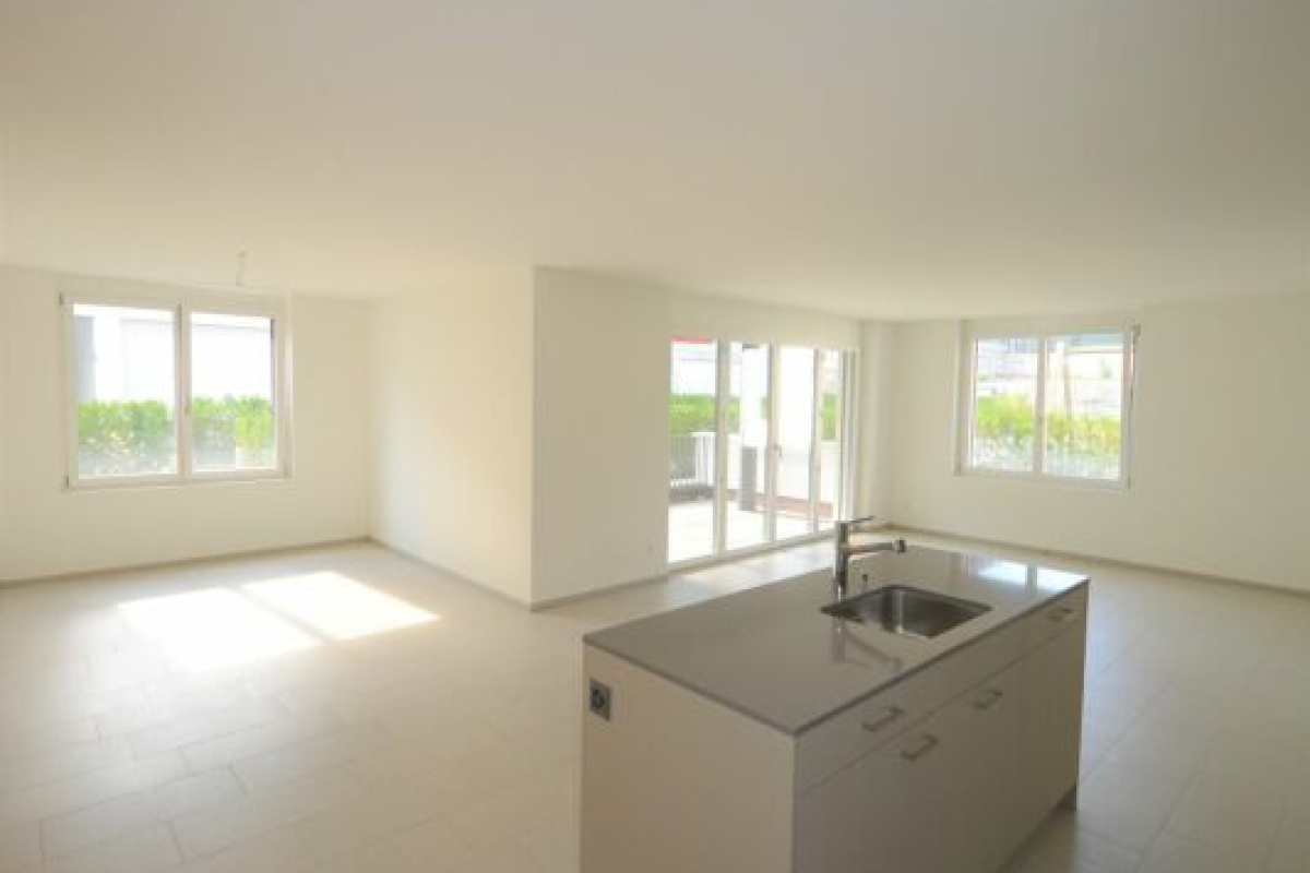 1 Rössligass, Eschenbach SG, St. Gallen 8733, 3.5 Bedrooms Bedrooms, 0 ,1 BathroomBathrooms,Wohnung/Haus,Zu vermieten,Rössligass,1,1025