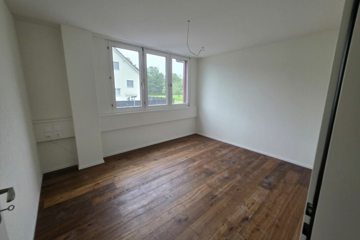 1 Gasterweg, Uznach, St. Gallen 8730, 4.5 Bedrooms Bedrooms, 0 ,0,Wohnung/Haus,Zu vermieten,Gasterweg,1,1027