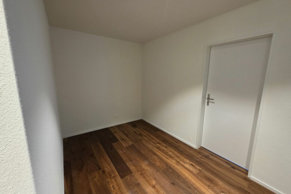 1 Gasterweg, Uznach, St. Gallen 8730, 4.5 Bedrooms Bedrooms, 0 ,0,Wohnung/Haus,Zu vermieten,Gasterweg,1,1027