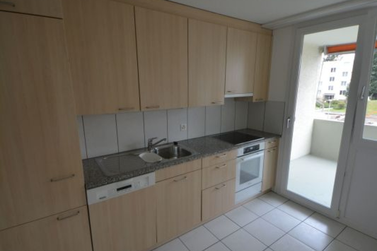 38 Oberwiesstrasse, Jona, St. Gallen 8645, 4 Bedrooms Bedrooms, 0 ,1 BathroomBathrooms,Wohnung/Haus,Zu vermieten,Oberwiesstrasse,4,1029