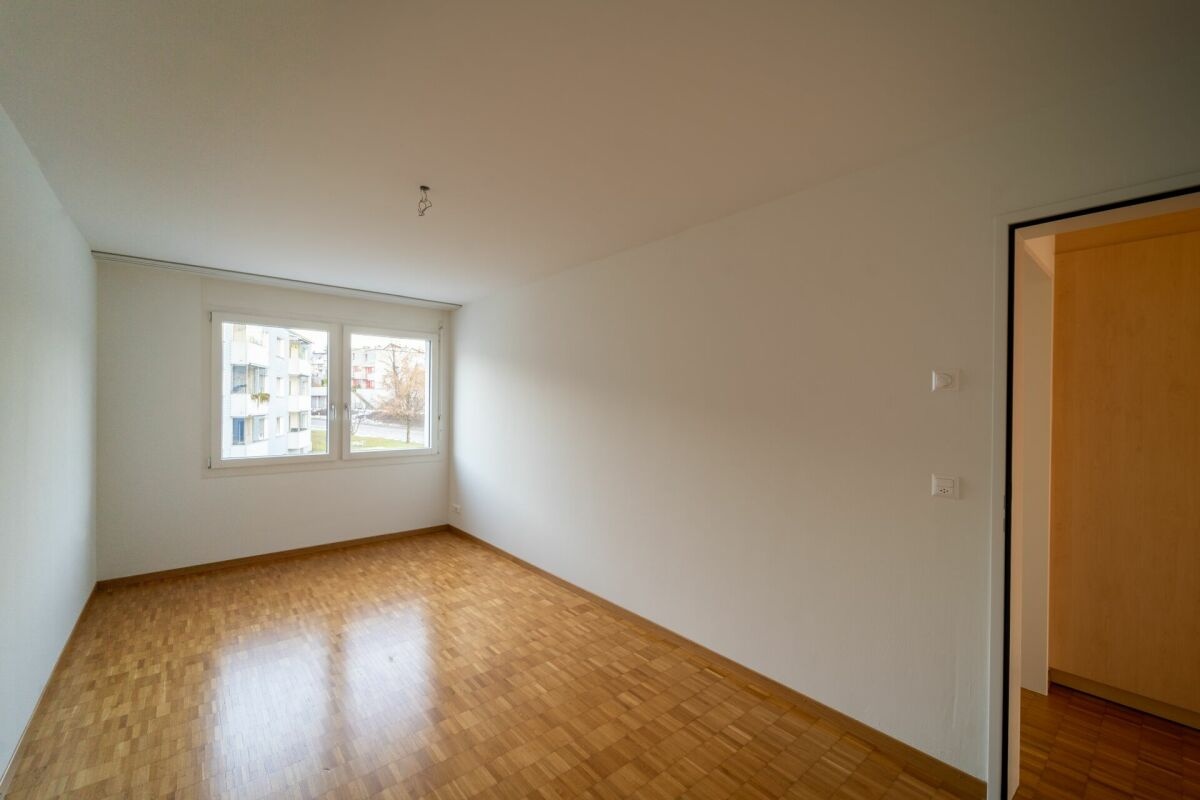 6 Kreuzackerstrasse, Jona, St. Gallen 8645, 4.5 Bedrooms Bedrooms, 0 ,2 BathroomsBathrooms,Wohnung/Haus,Zu vermieten,Kreuzackerstrasse,1,1034