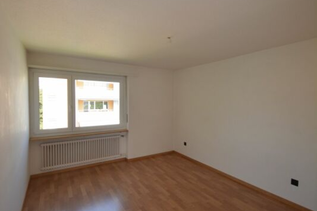 114 Neue Jonastrasse, Rapperswil SG, St. Gallen 8640, 3.5 Bedrooms Bedrooms, 0 ,1 BathroomBathrooms,Wohnung/Haus,Zu vermieten,Neue Jonastrasse,2,1035